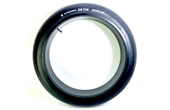 自転車パーツ・チャイルドシート Vee Tire Zig Zag 26 x 4.0 (2